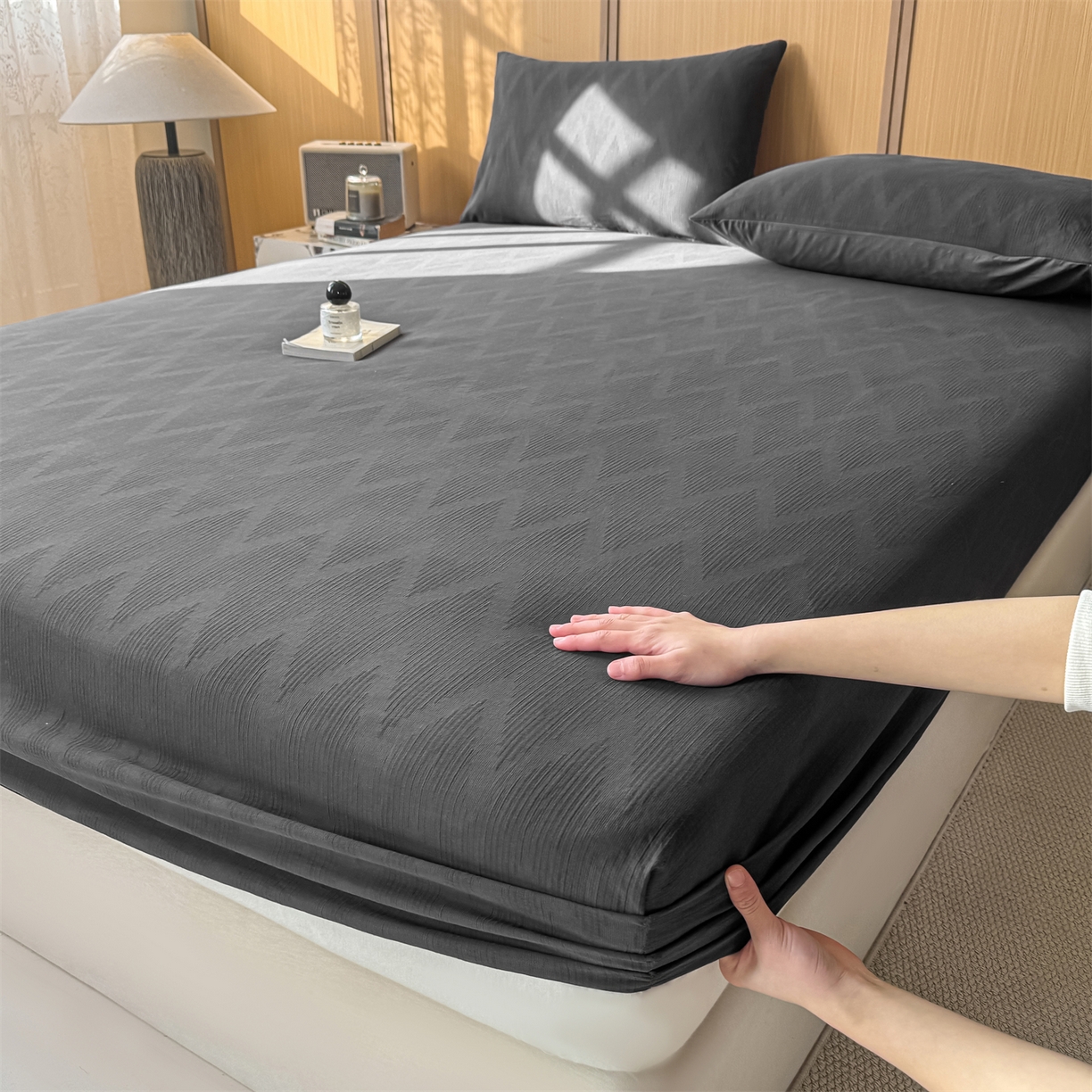 91家纺网 家纺一手货源 找家纺 （总）灰鲸 2026新款全棉纯棉三层纱色织提花床笠单品床笠床笠单件