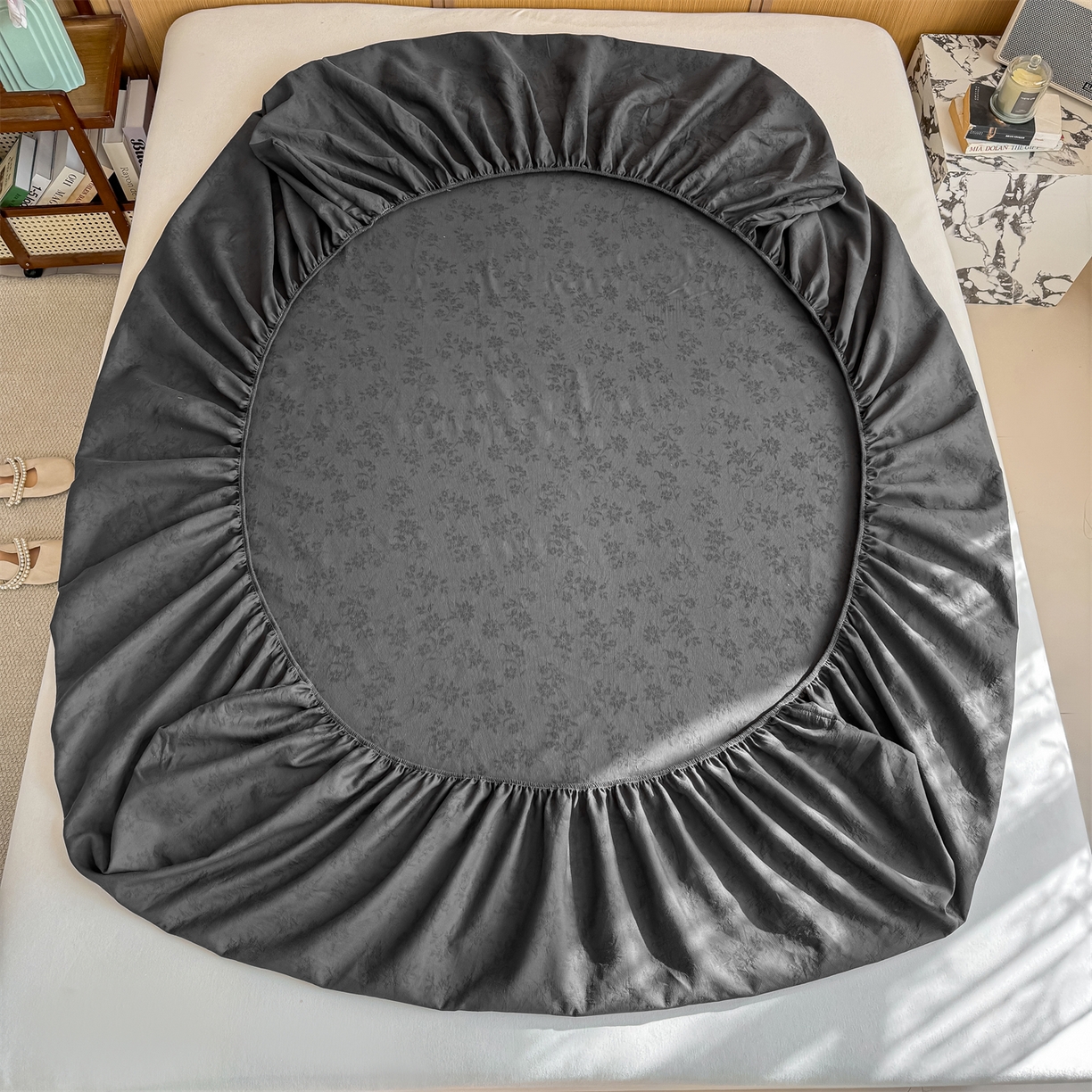 91家纺网 家纺一手货源 找家纺 灰鲸 2026新款全棉纯棉三层纱色织提花床笠单品床笠床笠单件 花影-素墨