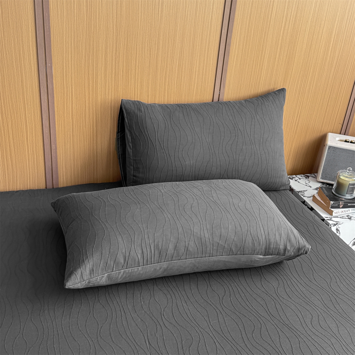 91家纺网 家纺一手货源 找家纺 灰鲸 2026新款全棉纯棉三层纱色织提花床笠单品床笠床笠单件 浅忆-素墨