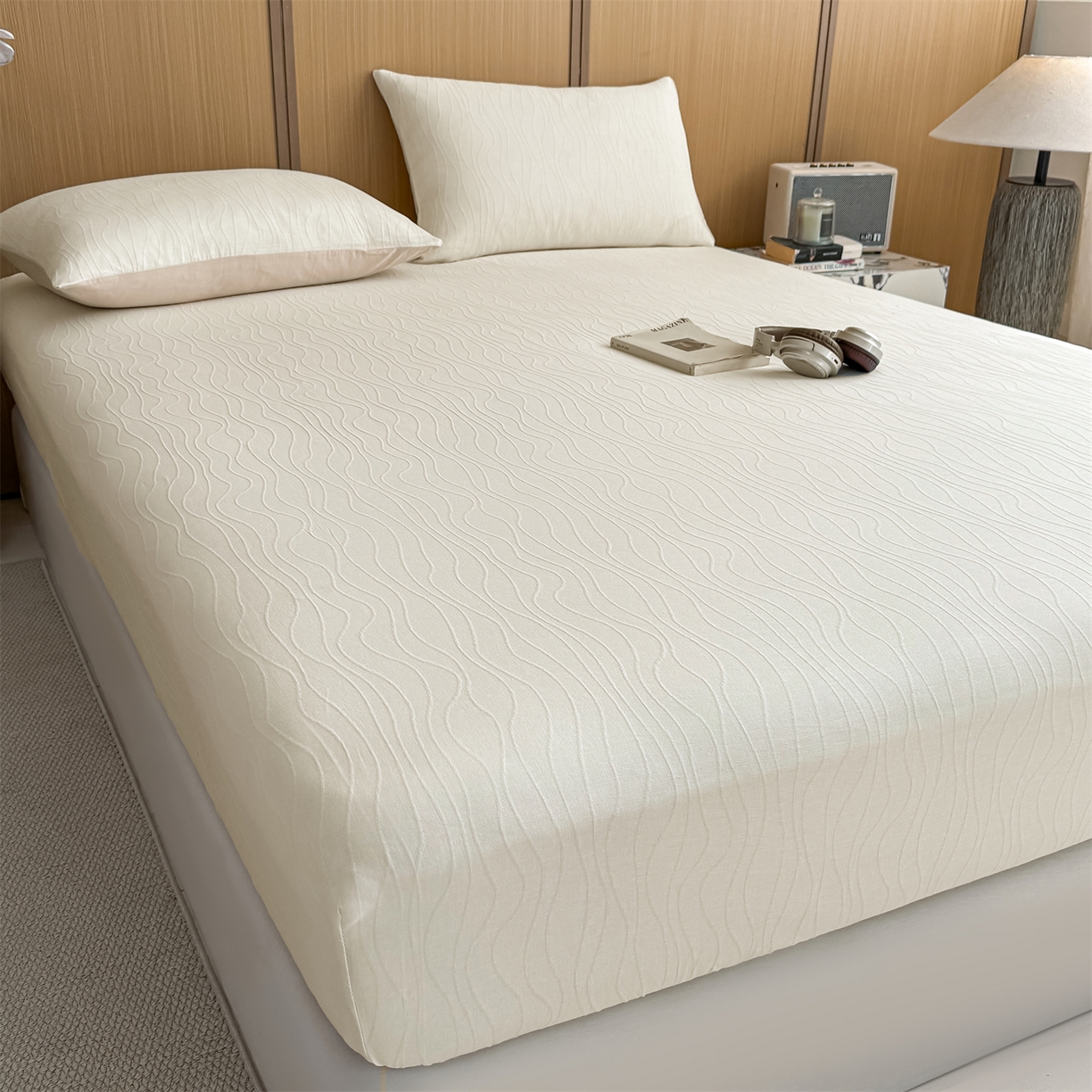 91家纺网 家纺一手货源 找家纺 灰鲸 2026新款全棉纯棉三层纱色织提花床笠单品床笠床笠单件 浅忆-杏仁奶霜