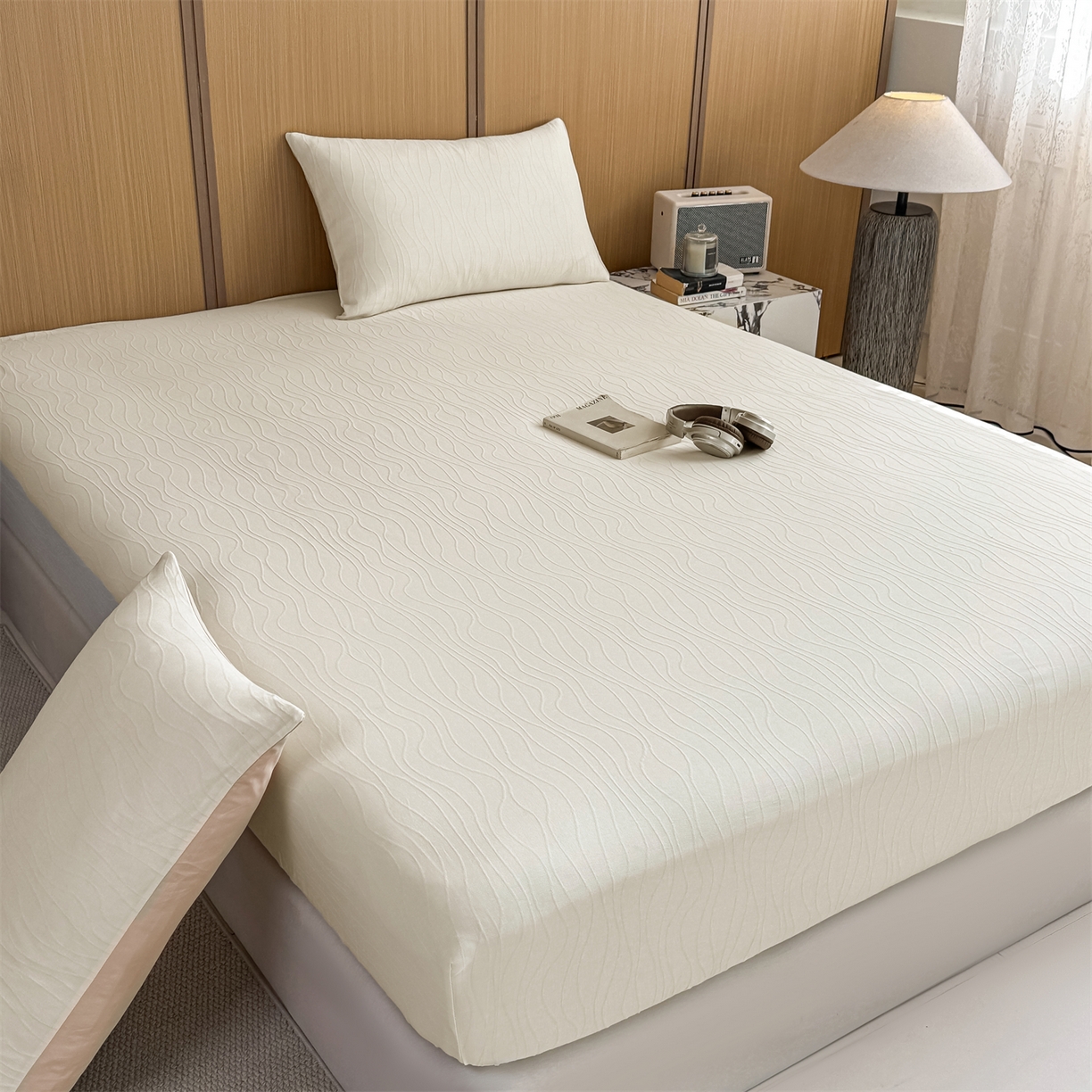 91家纺网 家纺一手货源 找家纺 灰鲸 2026新款全棉纯棉三层纱色织提花床笠单品床笠床笠单件 浅忆-杏仁奶霜