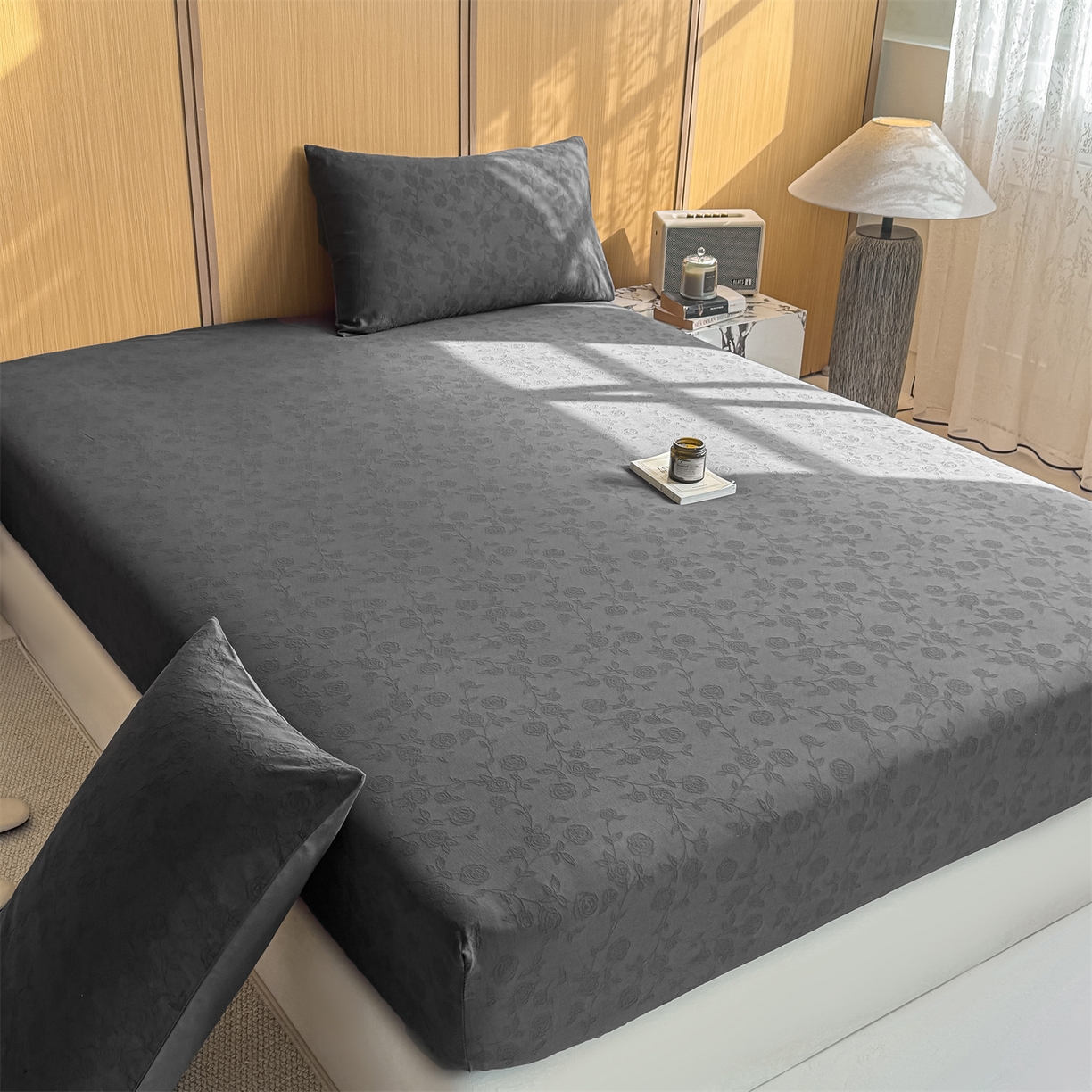 91家纺网 家纺一手货源 找家纺 灰鲸 2026新款全棉纯棉三层纱色织提花床笠单品床笠床笠单件 蔷薇-素墨