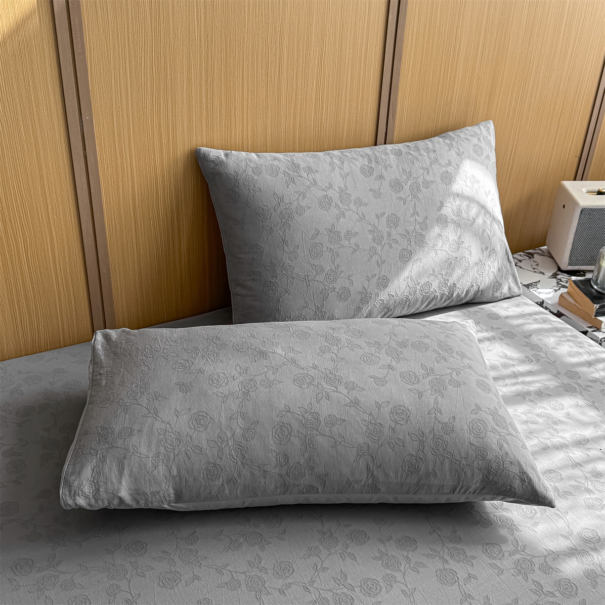 91家纺网 家纺一手货源 找家纺 灰鲸 2026新款全棉纯棉三层纱色织提花床笠单品床笠床笠单件 蔷薇-雾灰