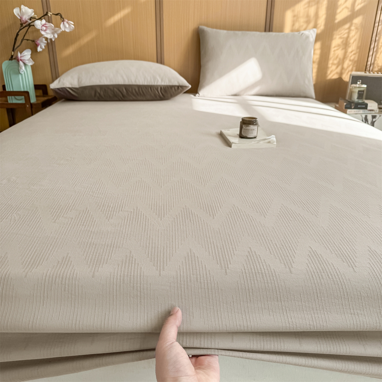 91家纺网 家纺一手货源 找家纺 灰鲸 2026新款全棉纯棉三层纱色织提花床笠单品床笠床笠单件 影韵-可可奶咖