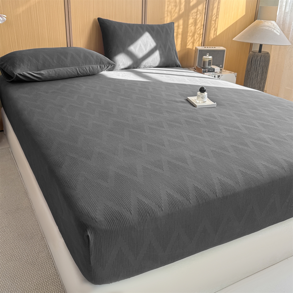 91家纺网 家纺一手货源 找家纺 灰鲸 2026新款全棉纯棉三层纱色织提花床笠单品床笠床笠单件 影韵-素墨