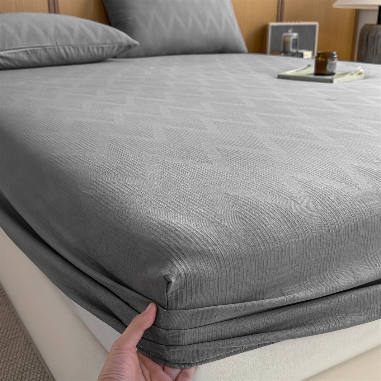 91家纺网 家纺一手货源 找家纺 灰鲸 2026新款全棉纯棉三层纱色织提花床笠单品床笠床笠单件 影韵-雾灰