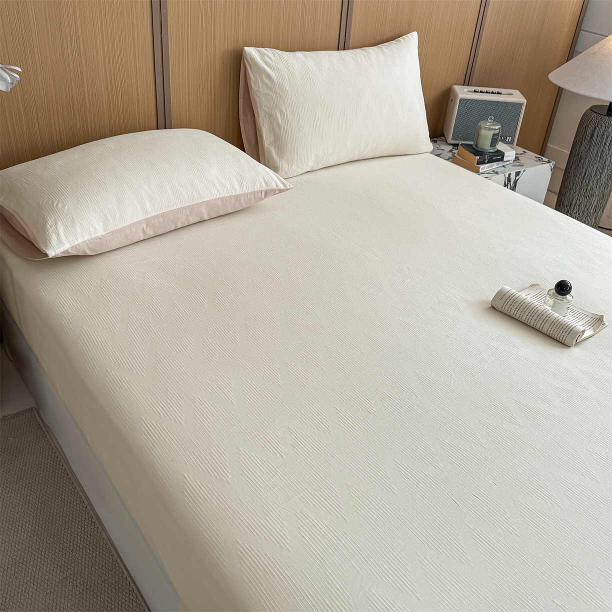 91家纺网 家纺一手货源 找家纺 灰鲸 2026新款全棉纯棉三层纱色织提花床笠单品床笠床笠单件 影韵-杏仁奶霜