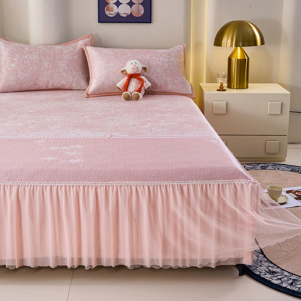 91家纺网 家纺一手货源 找家纺 莱家富 2026新款A类凉感豆豆席-床裙款 床裙款-喜上眉梢粉色