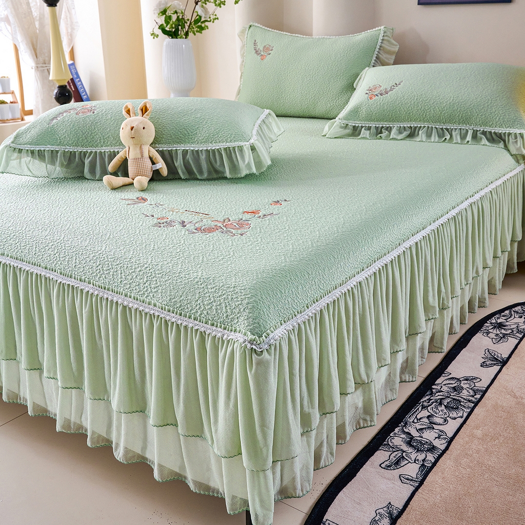 91家纺网 家纺一手货源 找家纺 莱家富 2026新款A类凉感豆豆席-床裙款 床裙款-清夏玫瑰绿色