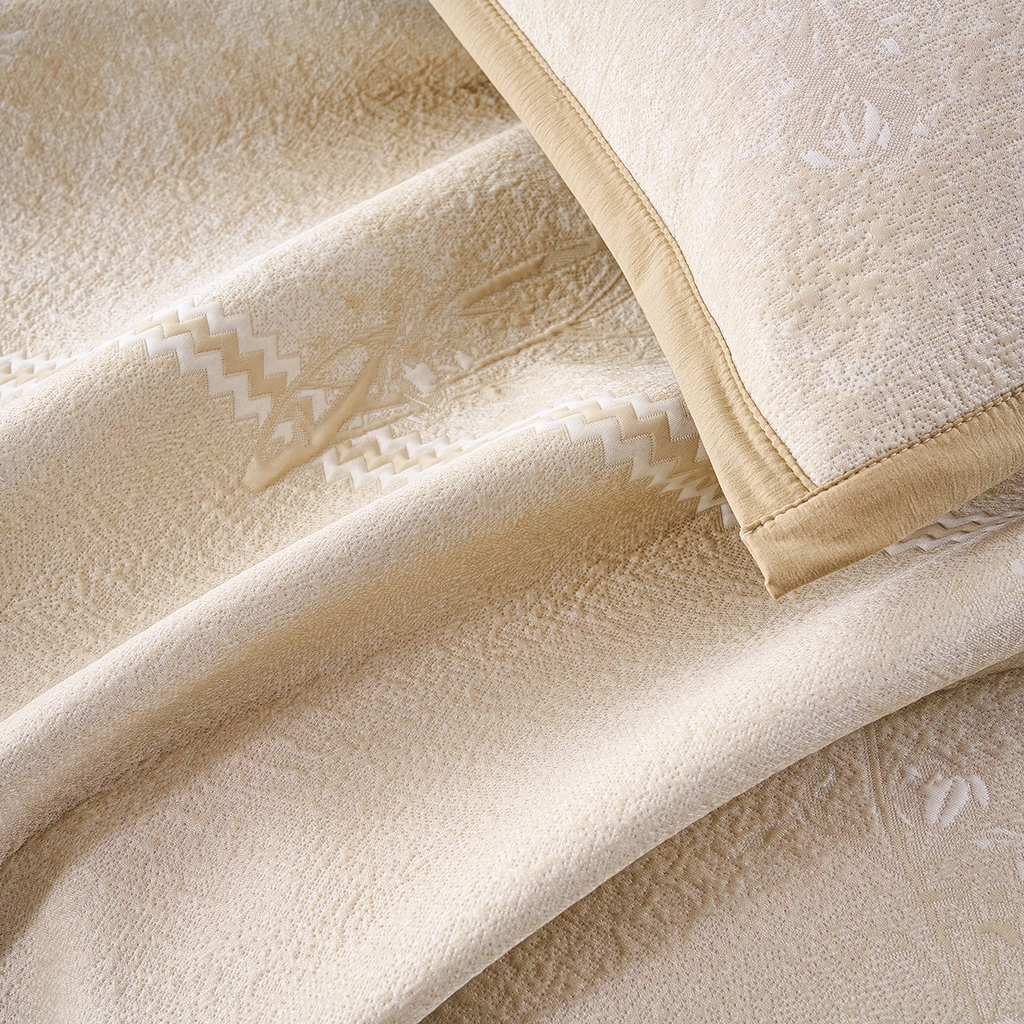 91家纺网 家纺一手货源 找家纺 莱家富 2026新款A类凉感豆豆席-床裙款 床裙款-喜上眉梢米色