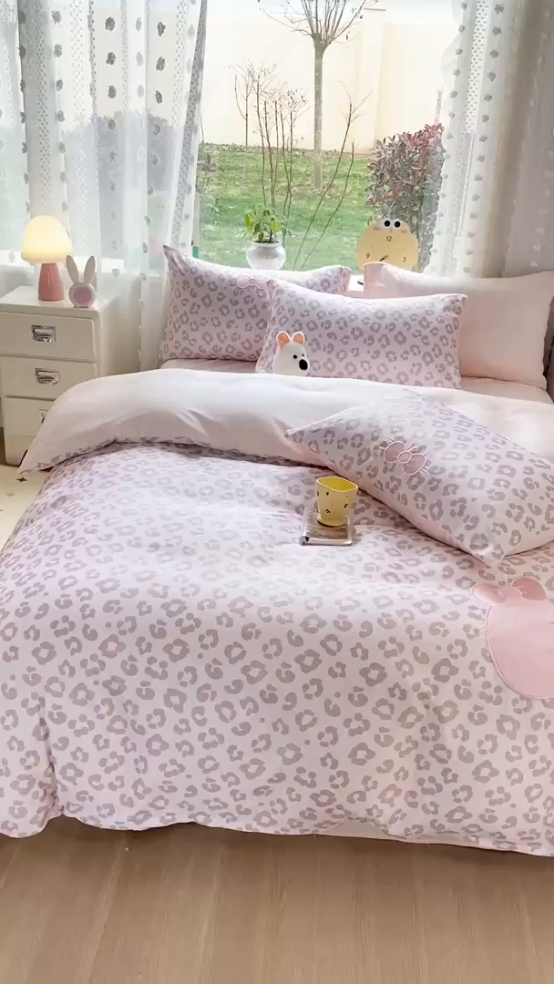 91家纺网 家纺一手货源 找家纺 优贝家纺 2026新款水洗真丝天丝专版贴布绣四件套 蝴蝶结