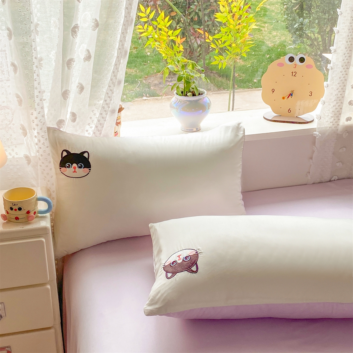 91家纺网 家纺一手货源 找家纺 绒棉世家 2026新款水洗天丝冰天丝专版贴布绣夏被四件套系列 魔法猫