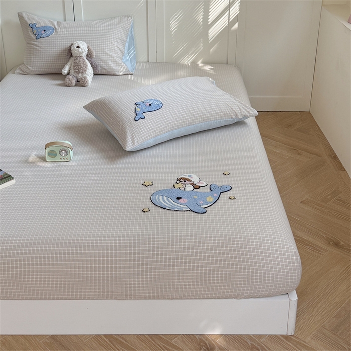 91家纺网 家纺一手货源 找家纺 暖生活 2026新款全棉纯棉色织水洗棉毛巾绣床笠三件套 蓝鲸梦