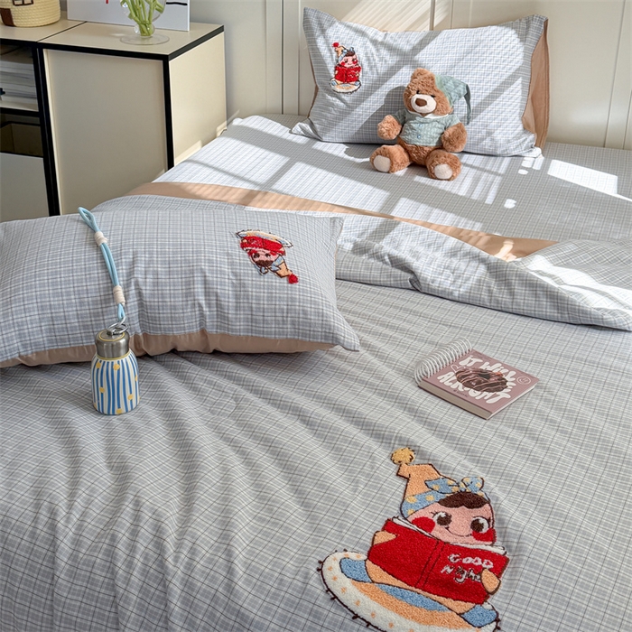 91家纺网 家纺一手货源 找家纺 暖生活 2026新款全棉纯棉色织水洗棉毛巾绣床笠三件套 阅读星人