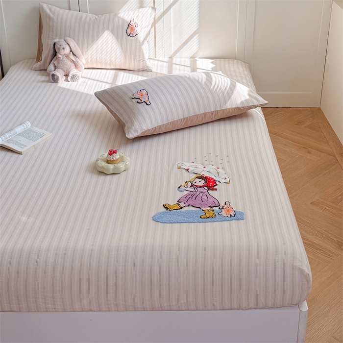 91家纺网 家纺一手货源 找家纺 暖生活 2026新款全棉纯棉色织水洗棉毛巾绣床笠三件套 下雨天