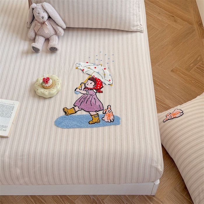 91家纺网 家纺一手货源 找家纺 暖生活 2026新款全棉纯棉色织水洗棉毛巾绣床笠三件套 下雨天