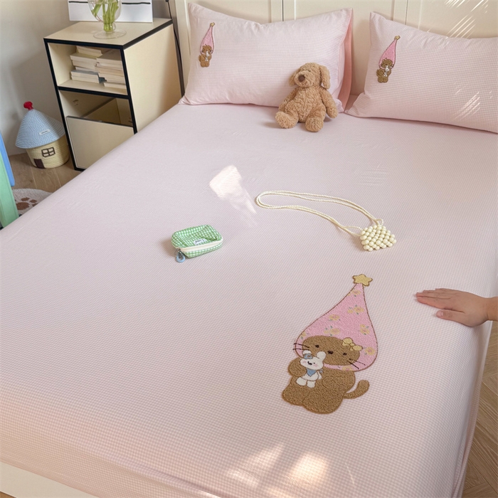 暖生活 2026新款全棉纯棉色织水洗棉毛巾绣床笠三件套 KT日记