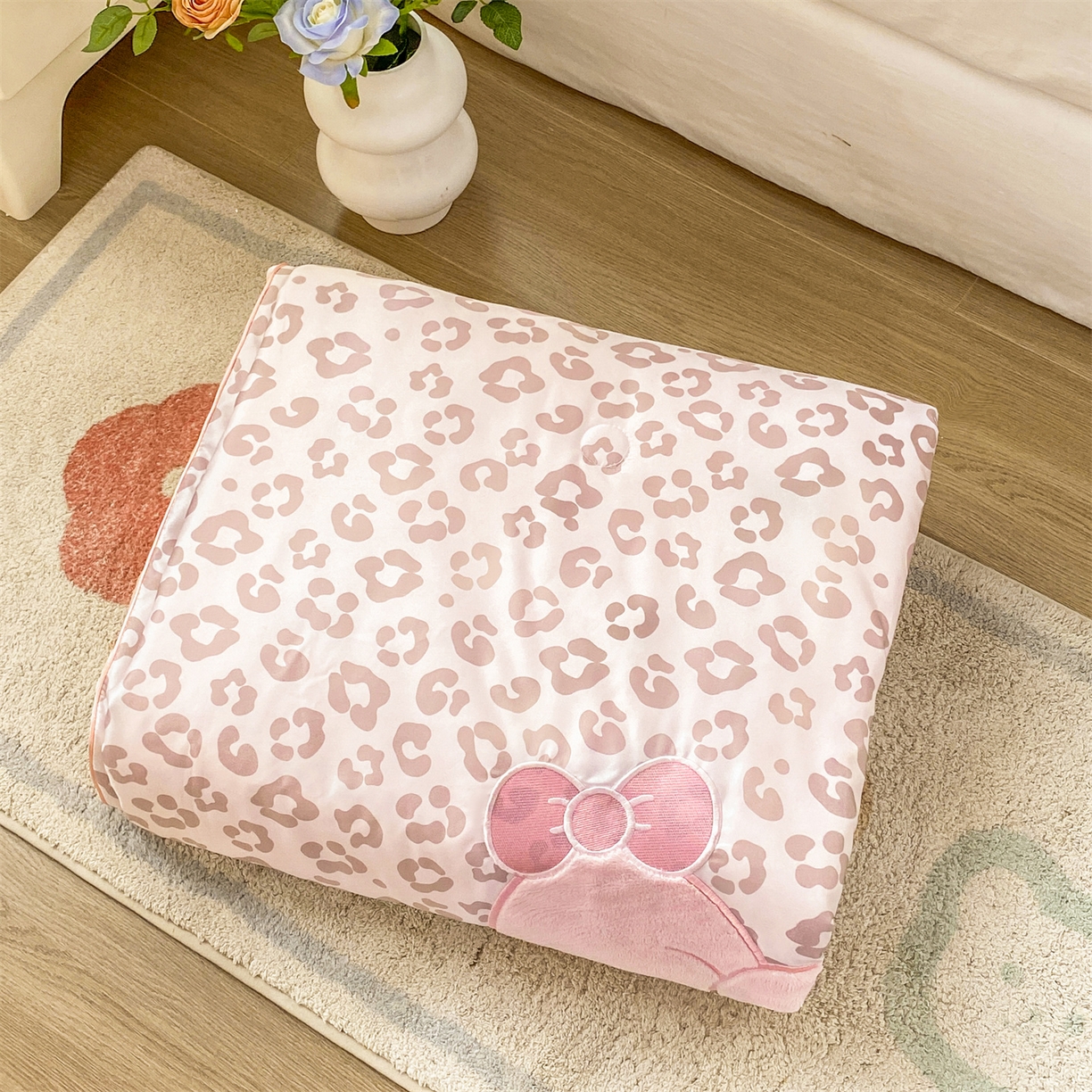 91家纺网 家纺一手货源 找家纺 优贝家纺 2026新款水洗天丝冰天丝专版贴布绣夏被四件套系列 蝴蝶结