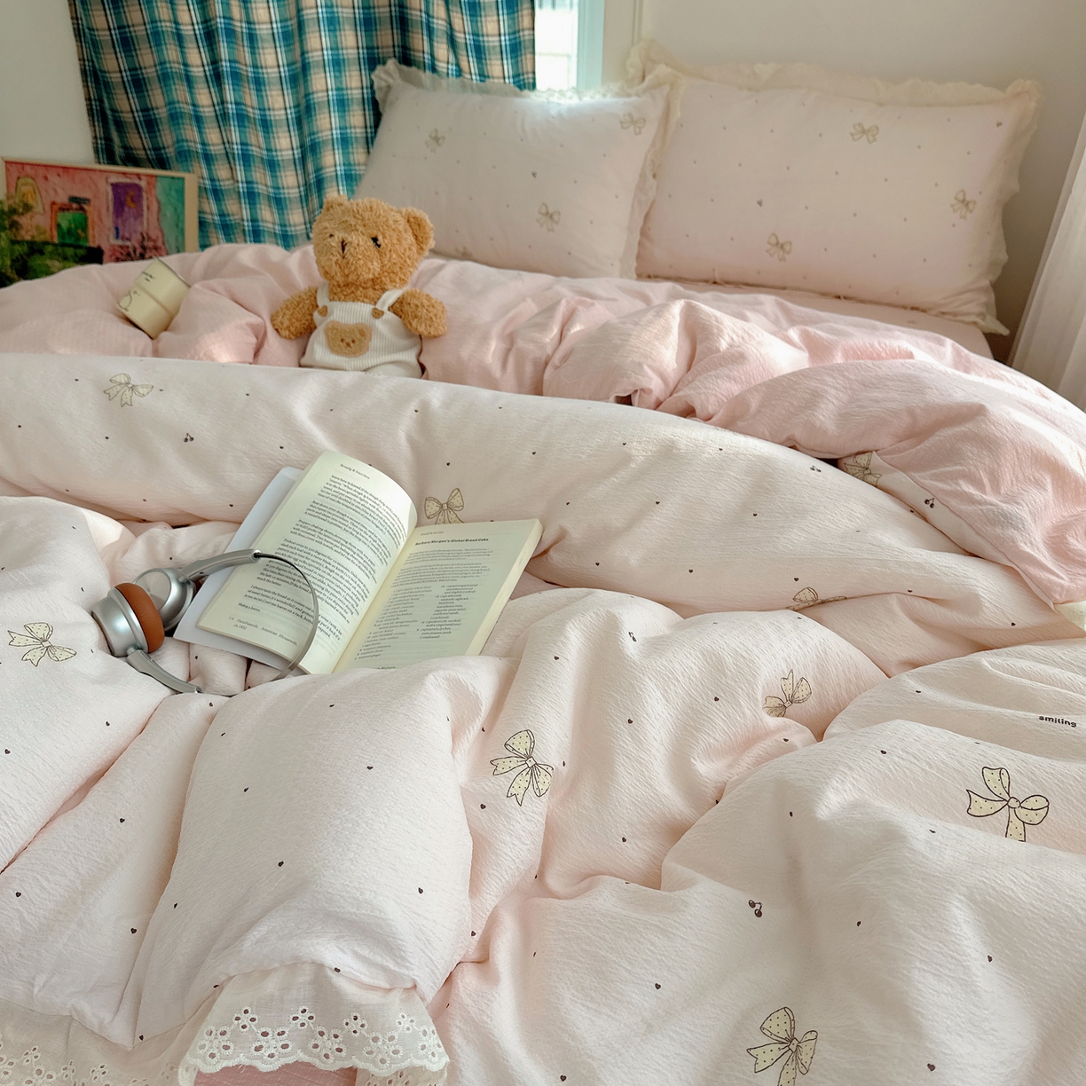 91家纺网 家纺一手货源 找家纺 仟网汇 2026新款彩色花边皱皱纱四件套 初心粉