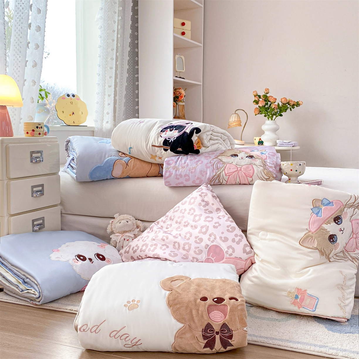 91家纺网 家纺一手货源 找家纺 优贝家纺 2026新款水洗天丝冰天丝专版贴布绣夏被四件套系列 组合