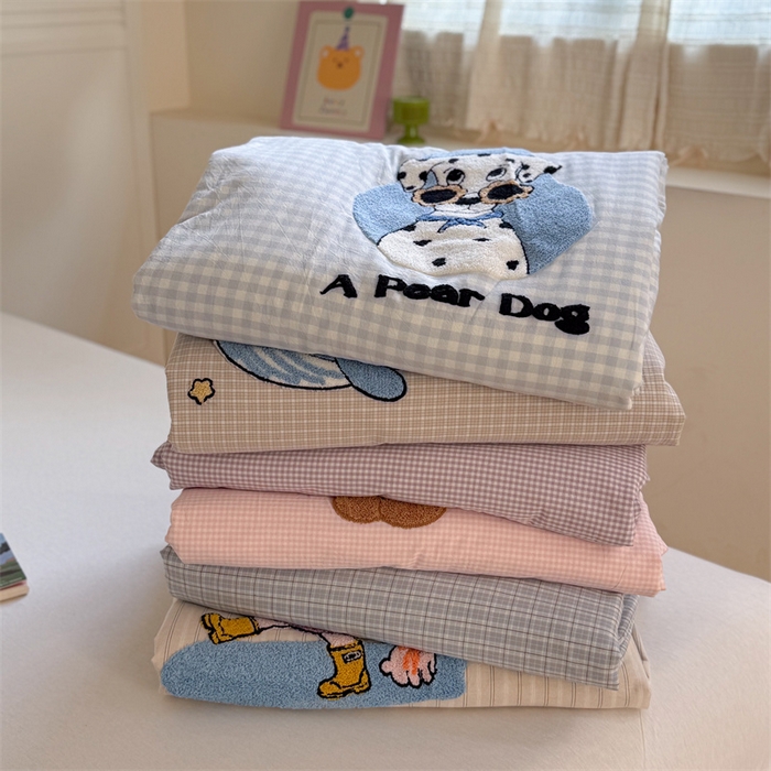 91家纺网 家纺一手货源 找家纺 （总）暖生活 2026新款全棉纯棉色织水洗棉毛巾绣床笠三件套