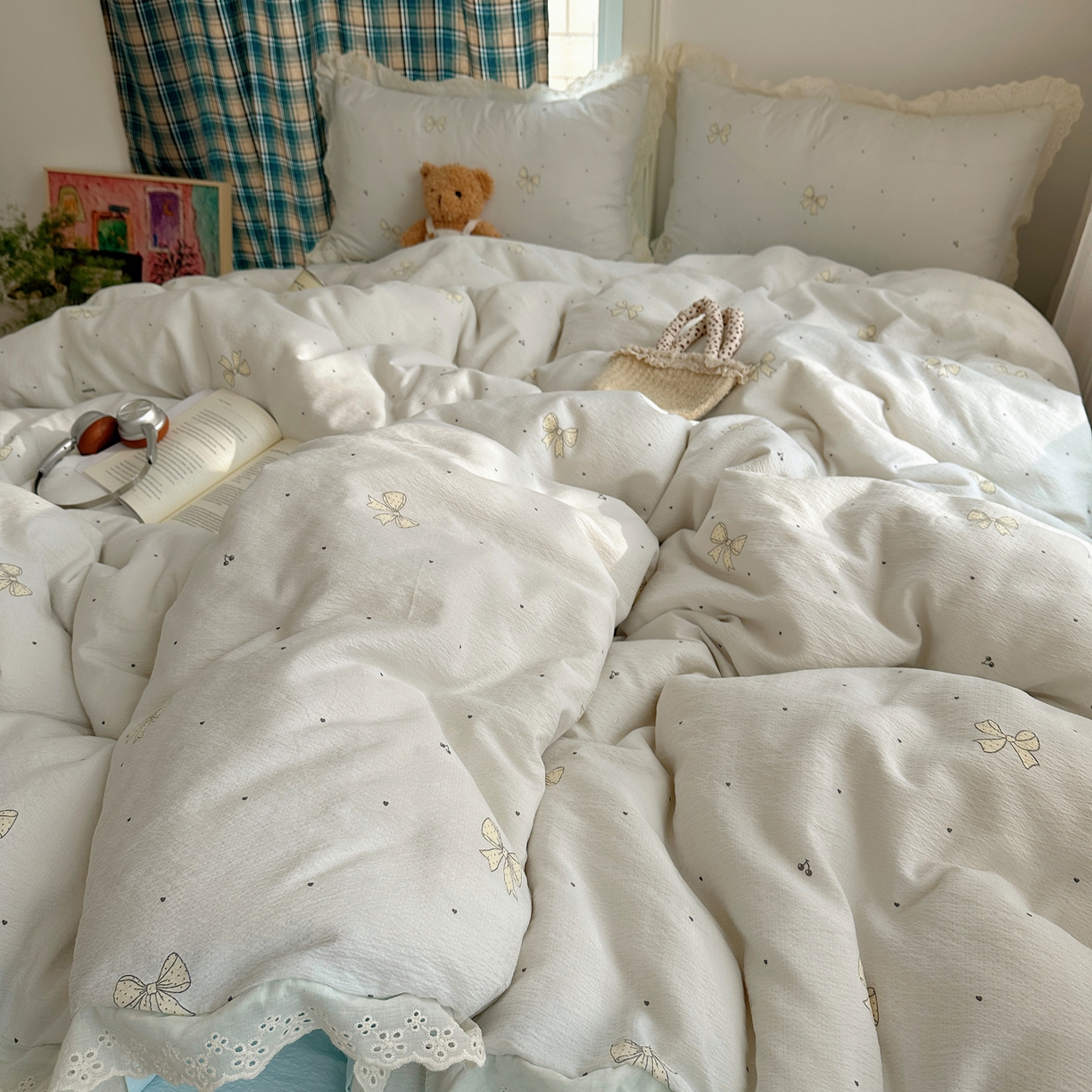 91家纺网 家纺一手货源 找家纺 仟网汇 2026新款彩色花边皱皱纱四件套 初心蓝