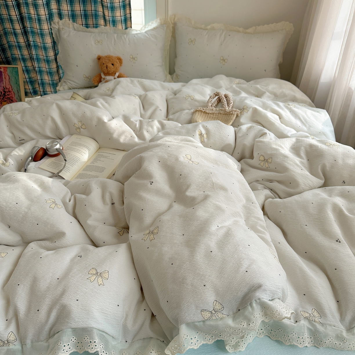 91家纺网 家纺一手货源 找家纺 仟网汇 2026新款彩色花边皱皱纱四件套 初心蓝