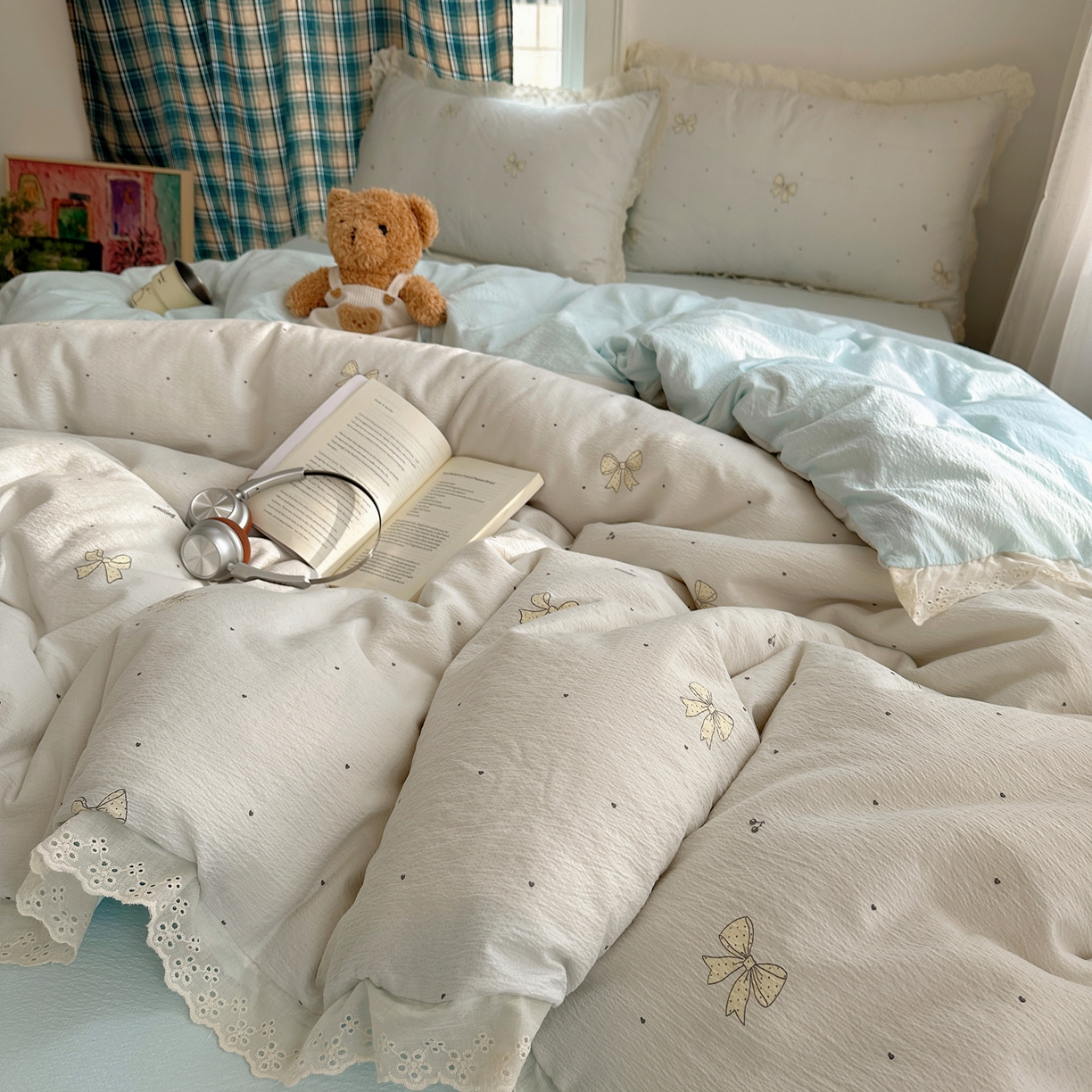 91家纺网 家纺一手货源 找家纺 仟网汇 2026新款彩色花边皱皱纱四件套 初心蓝