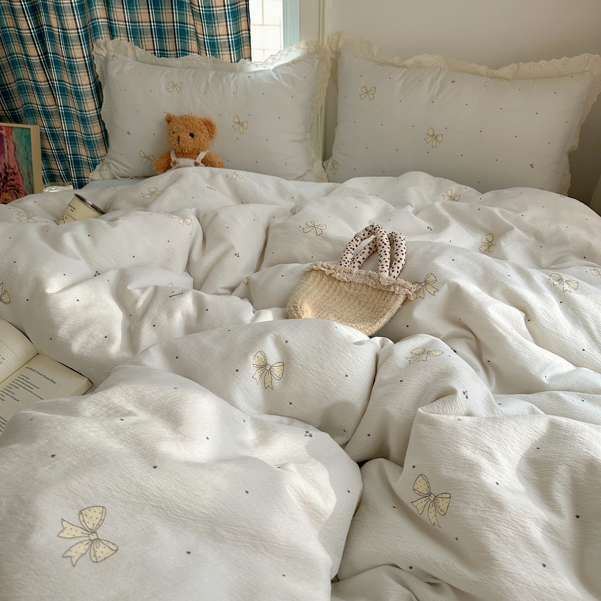 91家纺网 家纺一手货源 找家纺 仟网汇 2026新款彩色花边皱皱纱四件套 初心蓝