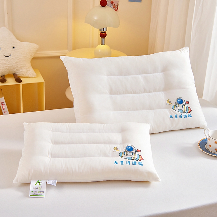 91家纺网 家纺一手货源 找家纺 吉咪兔家纺 2026新款儿童A类全棉大豆纤维枕芯单人学生宿舍枕头幼儿园卡通软枕护颈椎 探索宇宙