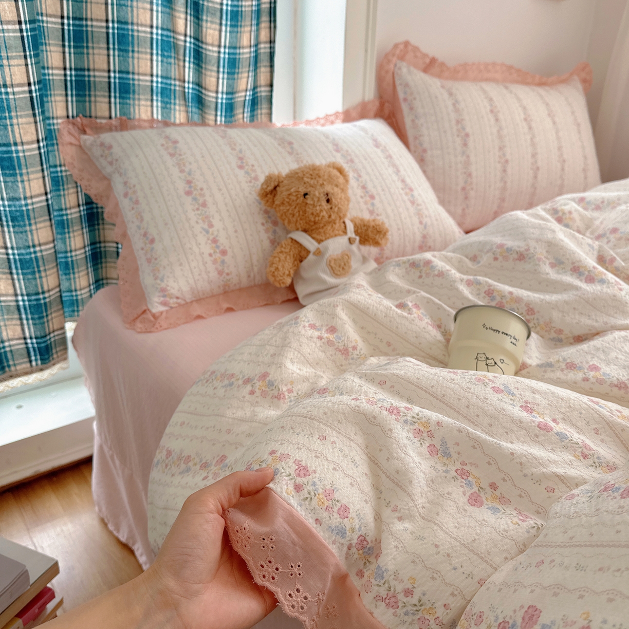 91家纺网 家纺一手货源 找家纺 仟网汇 2026新款彩色花边皱皱纱四件套 扶摇