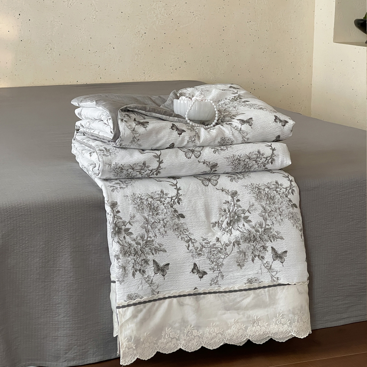 一加一 2026新款花边素麻复古风大豆夏被夏凉被空调被四件套-素麻生活 花间蝶语