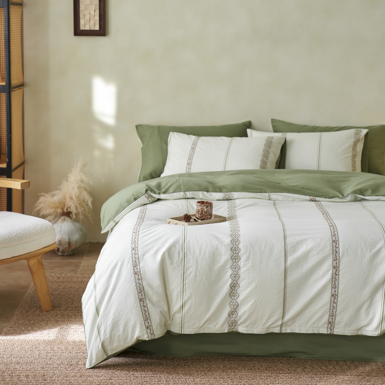 91家纺网 家纺一手货源 找家纺 安莱生活 2026春夏新款水洗棉色织全棉纯棉剪花繁花系列四件套 剪花：繁花-绿咖（券后最低控价319）