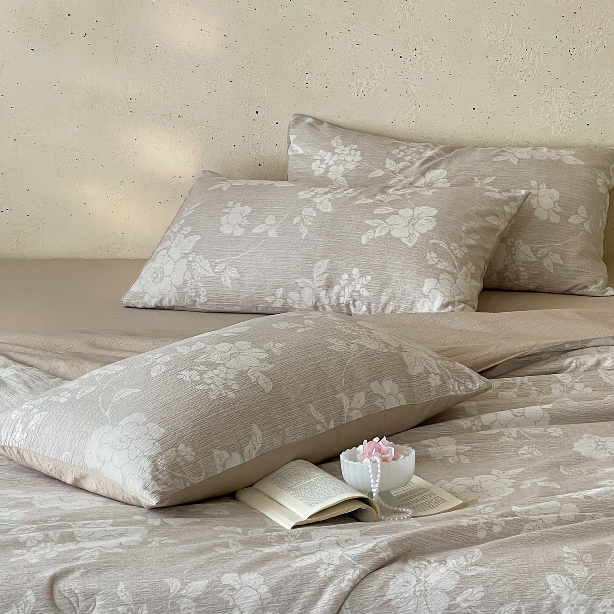 91家纺网 家纺一手货源 找家纺 一加一 2026新款花边素麻复古风大豆夏被夏凉被空调被四件套-素麻生活 月下白樱