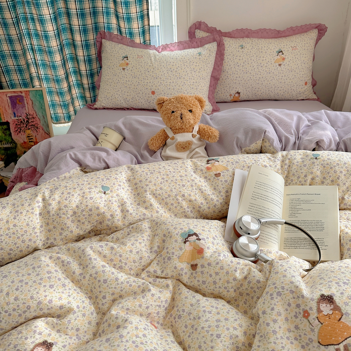 91家纺网 家纺一手货源 找家纺 仟网汇 2026新款彩色花边皱皱纱四件套 花间女孩