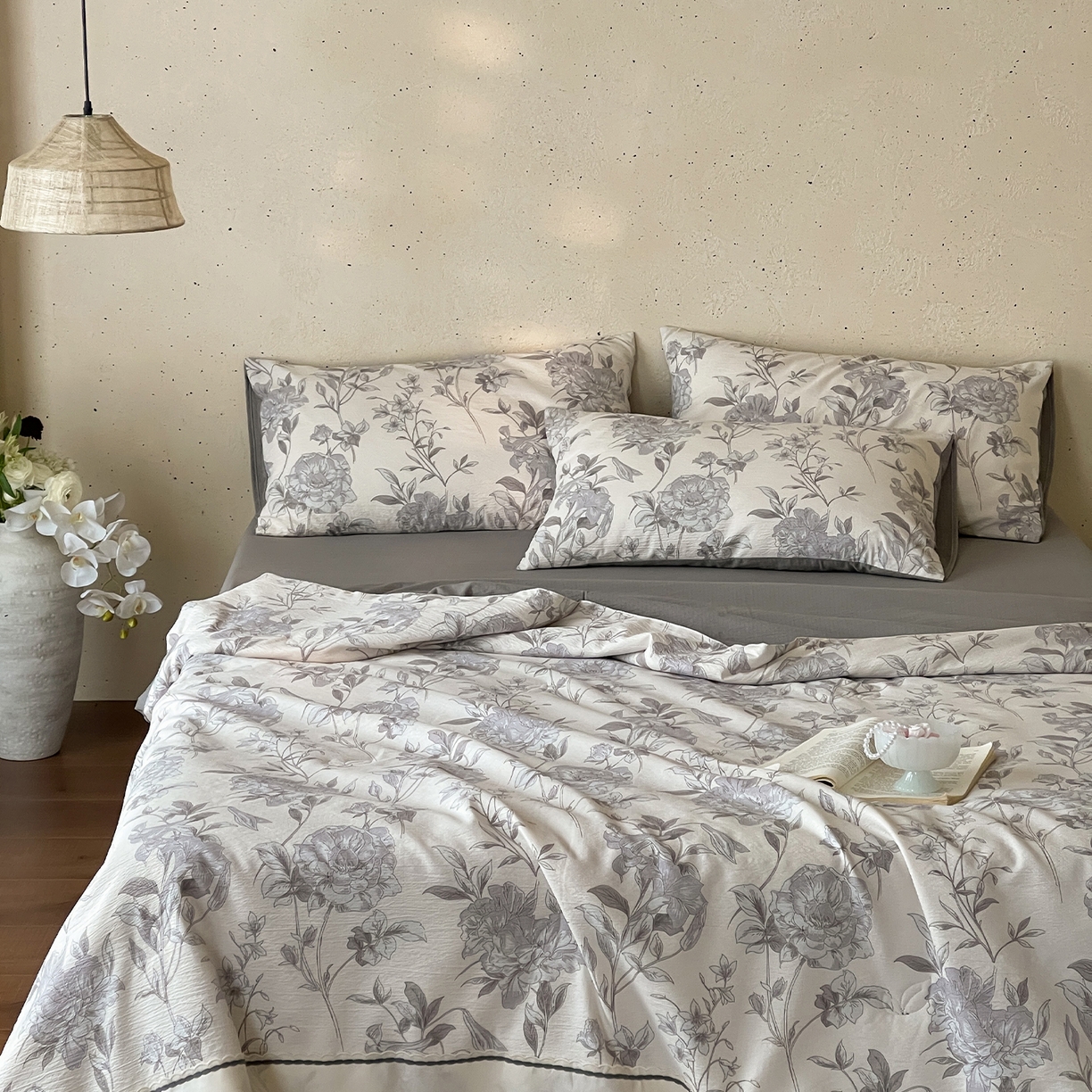 91家纺网 家纺一手货源 找家纺 一加一 2026新款花边素麻复古风大豆夏被夏凉被空调被四件套-素麻生活 烟影繁花