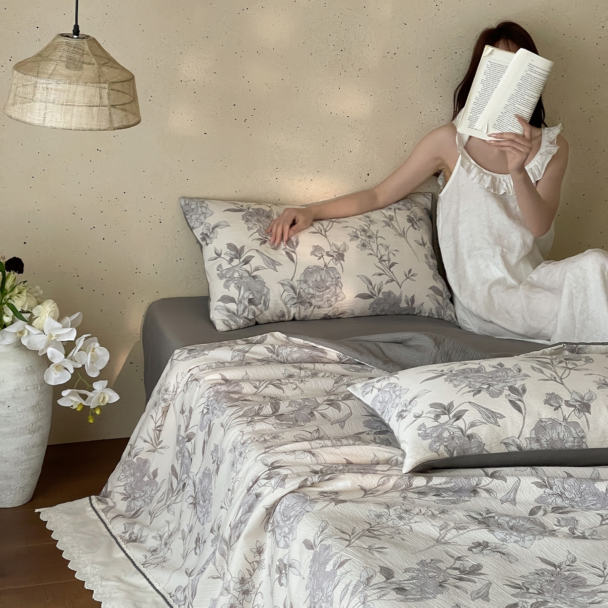 91家纺网 家纺一手货源 找家纺 一加一 2026新款花边素麻复古风大豆夏被夏凉被空调被四件套-素麻生活 烟影繁花