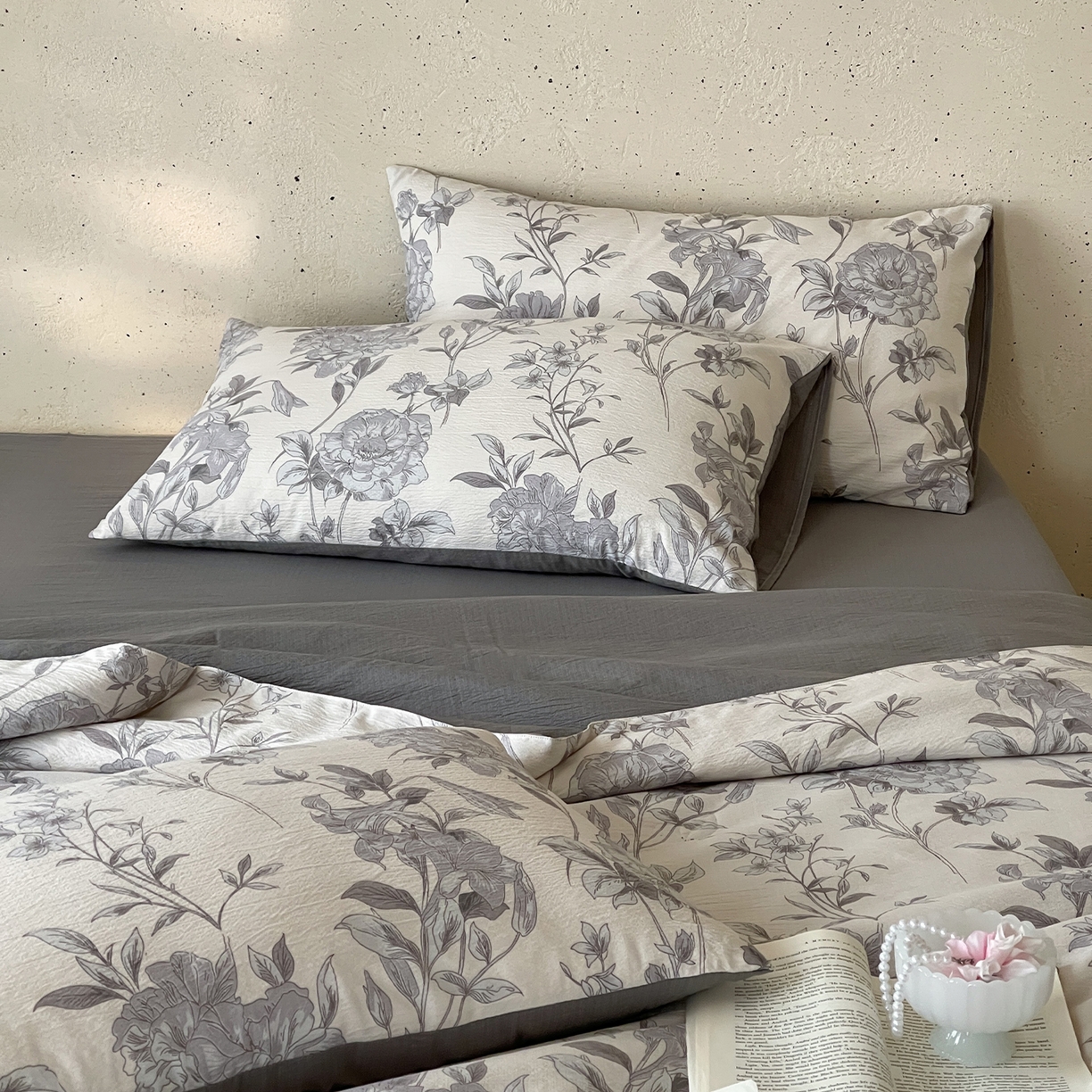 91家纺网 家纺一手货源 找家纺 一加一 2026新款花边素麻复古风大豆夏被夏凉被空调被四件套-素麻生活 烟影繁花