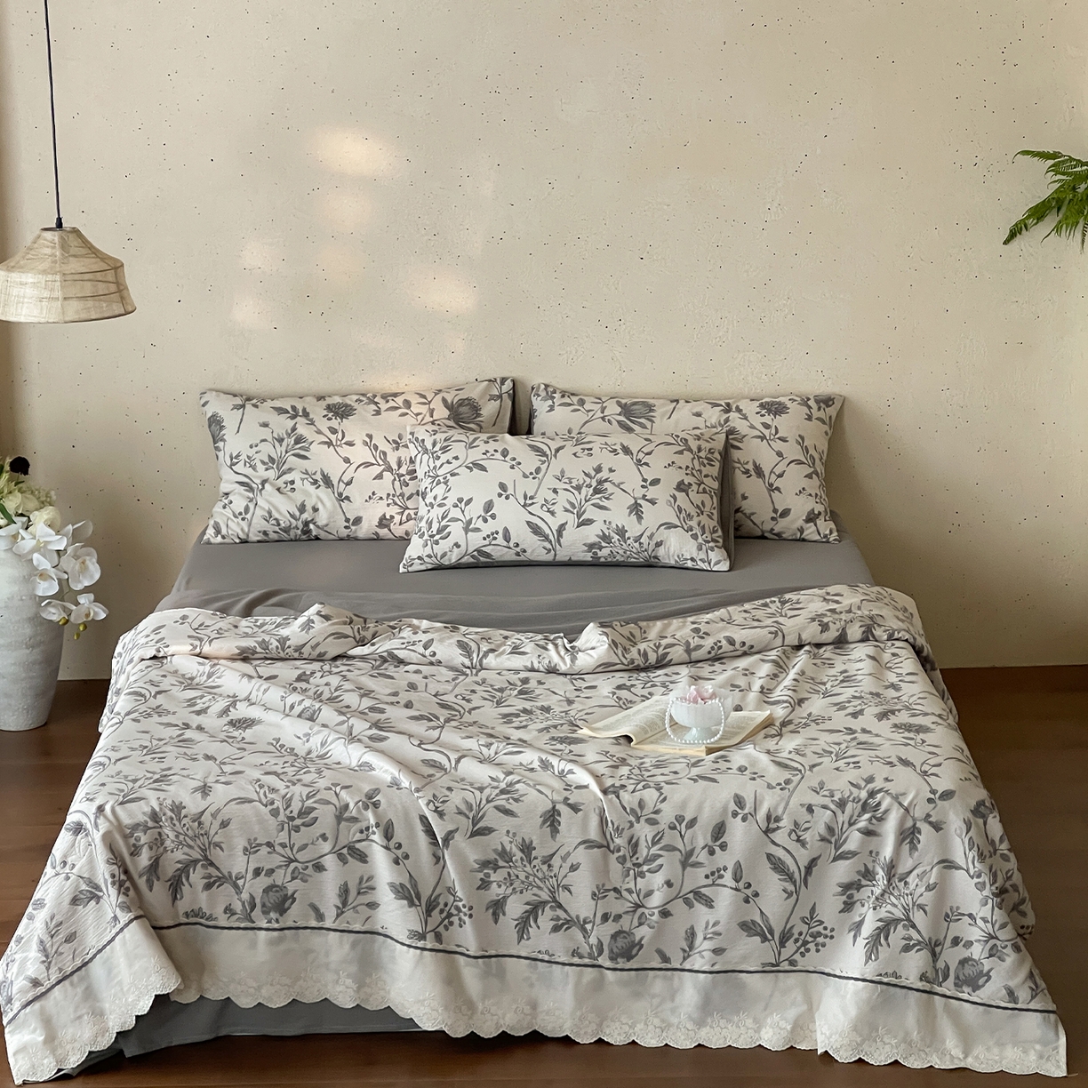 91家纺网 家纺一手货源 找家纺 一加一 2026新款花边素麻复古风大豆夏被夏凉被空调被四件套-素麻生活 灰枝集