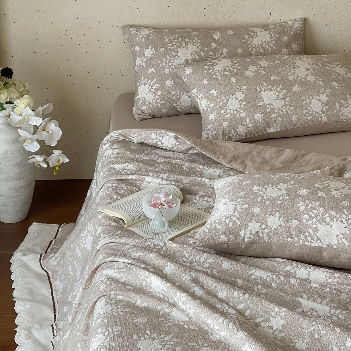 91家纺网 家纺一手货源 找家纺 一加一 2026新款花边素麻复古风大豆夏被夏凉被空调被四件套-素麻生活 云絮花影