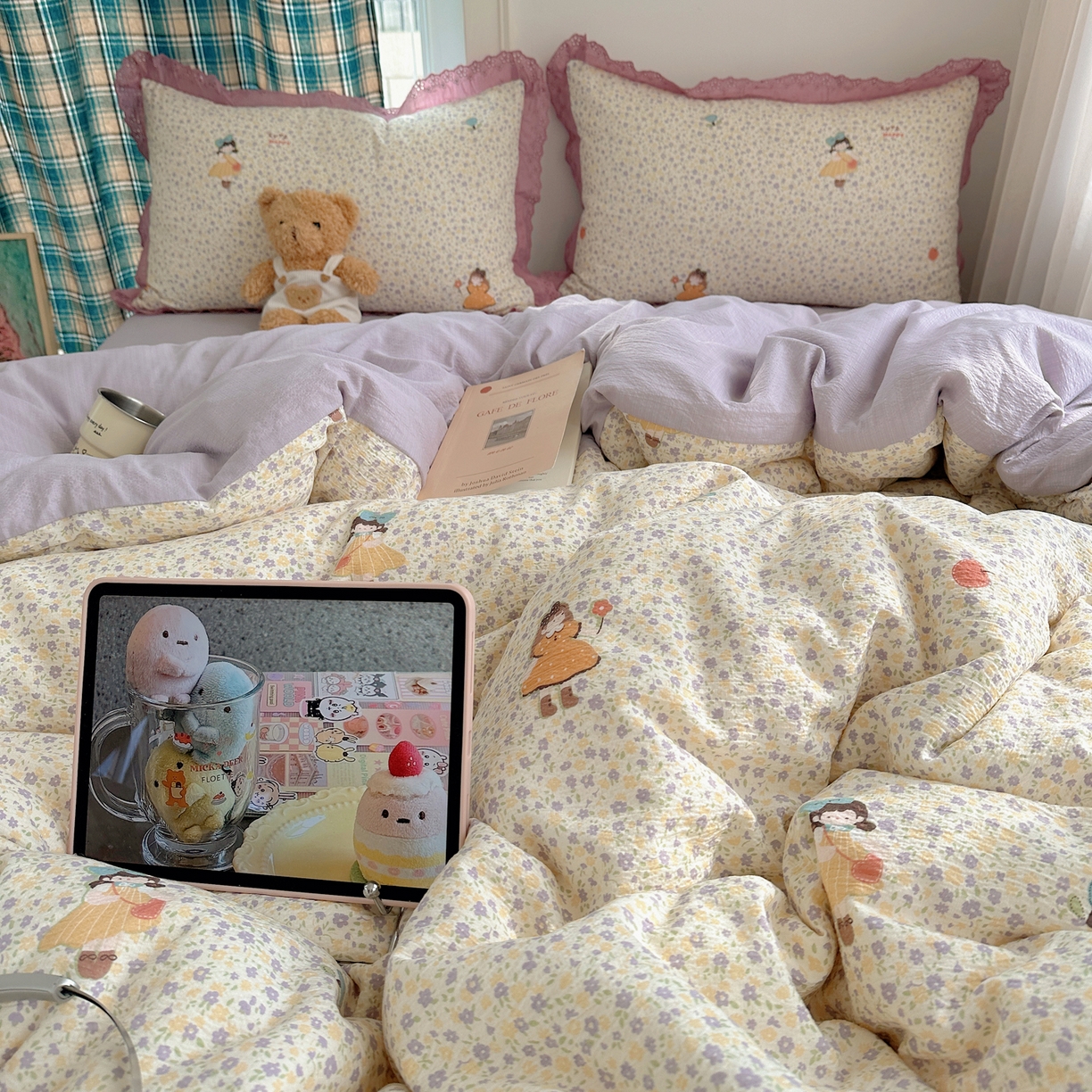 91家纺网 家纺一手货源 找家纺 仟网汇 2026新款彩色花边皱皱纱四件套 花间女孩