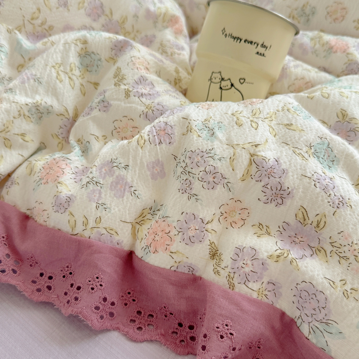 91家纺网 家纺一手货源 找家纺 仟网汇 2026新款彩色花边皱皱纱四件套 花漫漫