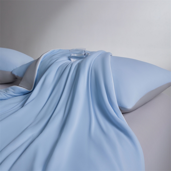 91家纺网 家纺一手货源 找家纺 雯豆家纺 2026春夏新款锦氨夏被空调被子被芯夏季凉感被小冰皮薄被子夏被夏凉被空调被 小冰皮-幽梦蓝+轻奢灰