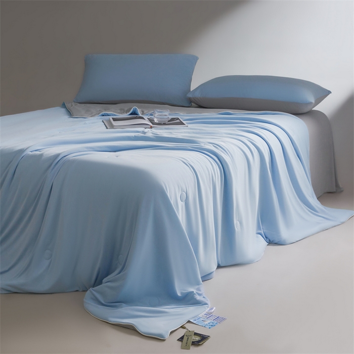 91家纺网 家纺一手货源 找家纺 雯豆家纺 2026春夏新款锦氨夏被空调被子被芯夏季凉感被小冰皮薄被子夏被夏凉被空调被 小冰皮-幽梦蓝+轻奢灰