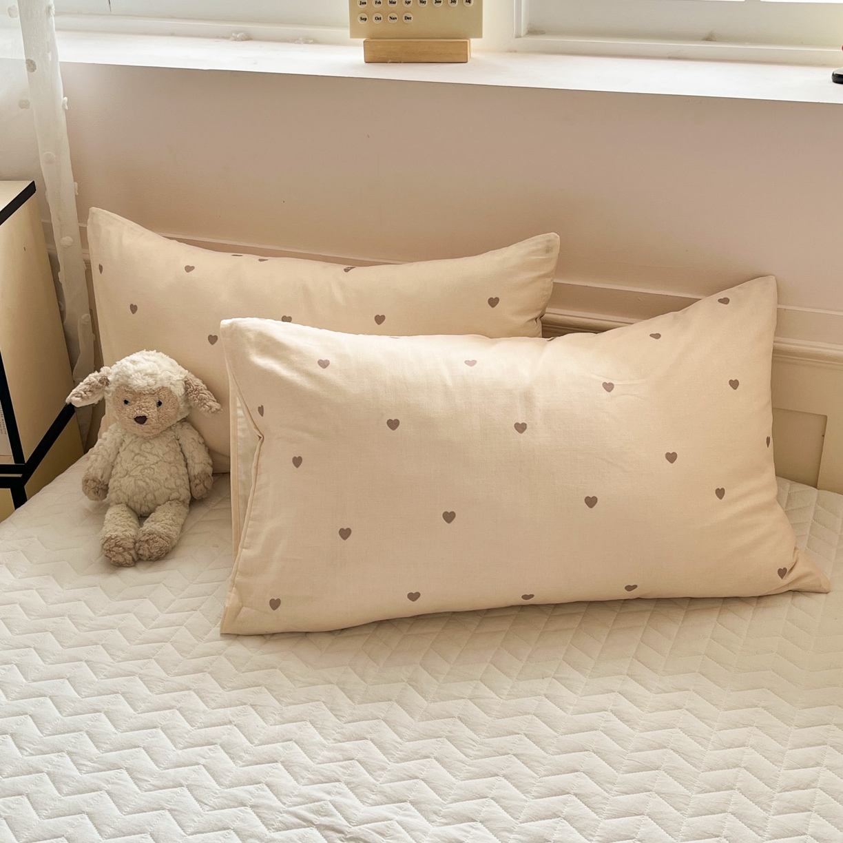 91家纺网 家纺一手货源 找家纺 一加一 2026新款全棉双层纱卡通毛巾绣大豆夏被夏凉被空调被-卡通生活 抱熊小狗