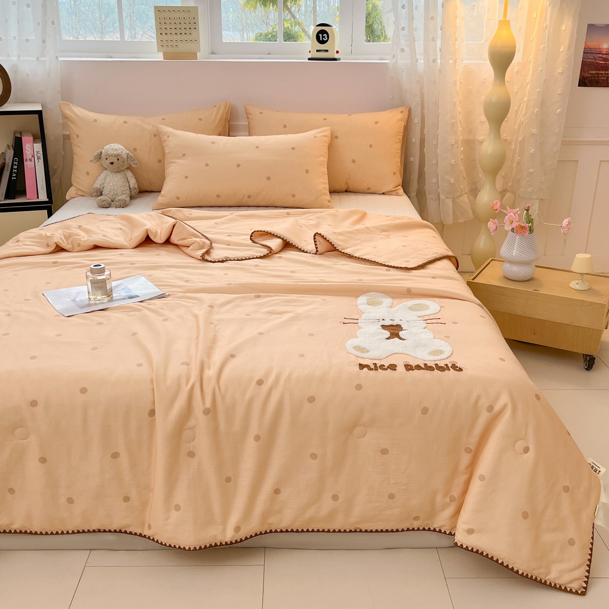 91家纺网 家纺一手货源 找家纺 一加一 2026新款全棉双层纱卡通毛巾绣大豆夏被夏凉被空调被-卡通生活 抱熊小兔