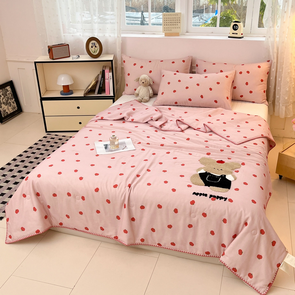 91家纺网 家纺一手货源 找家纺 一加一 2026新款全棉双层纱卡通毛巾绣大豆夏被夏凉被空调被-卡通生活 苹果小狗