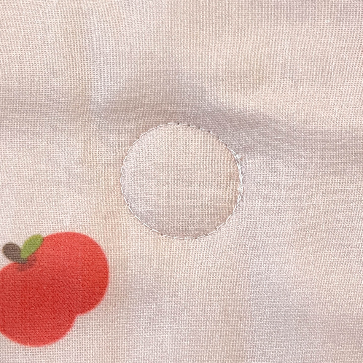 91家纺网 家纺一手货源 找家纺 一加一 2026新款全棉双层纱卡通毛巾绣大豆夏被夏凉被空调被-卡通生活 苹果小狗