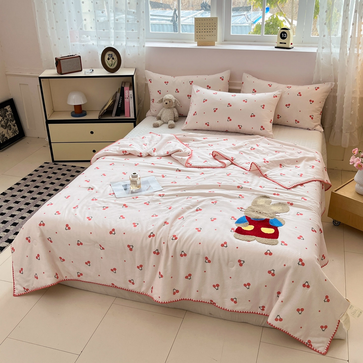 91家纺网 家纺一手货源 找家纺 一加一 2026新款全棉双层纱卡通毛巾绣大豆夏被夏凉被空调被-卡通生活 樱桃小兔