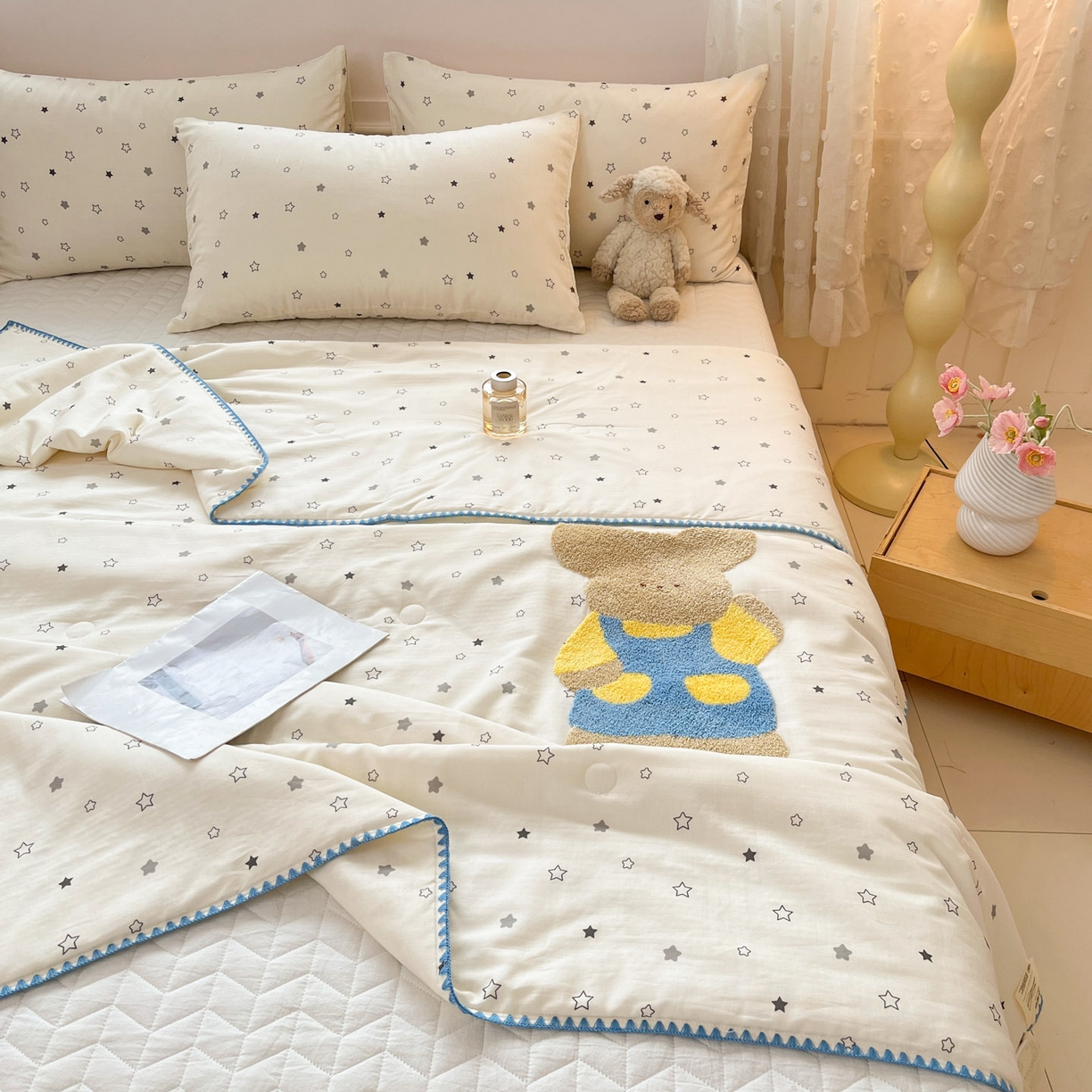 91家纺网 家纺一手货源 找家纺 一加一 2026新款全棉双层纱卡通毛巾绣大豆夏被夏凉被空调被-卡通生活 星星小兔